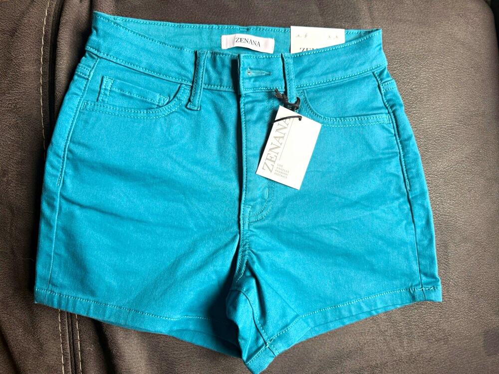 Zenana Women’s Denim Shorts Size Small NWT Turquoise Teal High Rise Casual